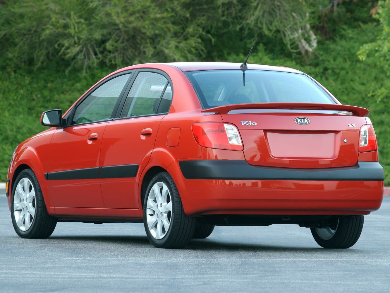 Kia Rio II Седан, фото 4