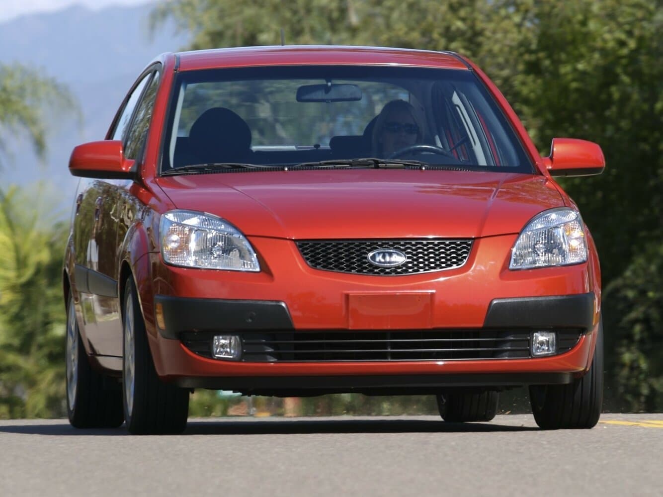 Kia Rio II Седан, фото 3