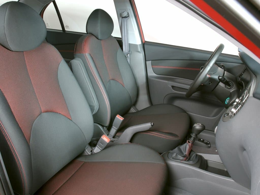 Kia Rio II Седан, фото 10