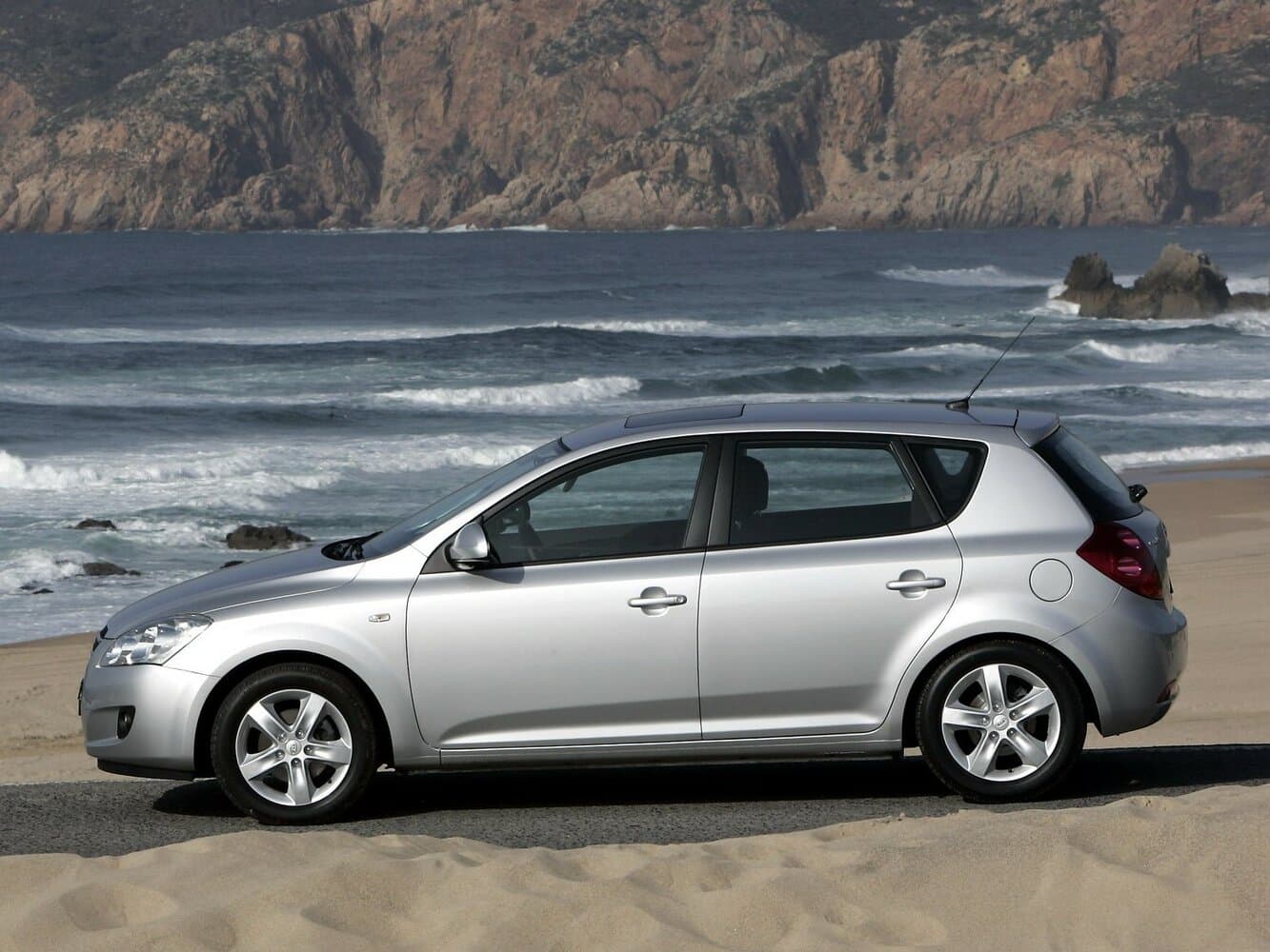Kia Ceed I Хэтчбек 5 дв., фото 2