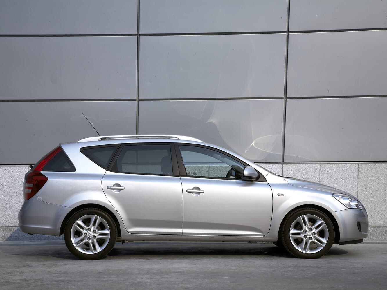 Kia Ceed I Универсал 5 дв., фото 2