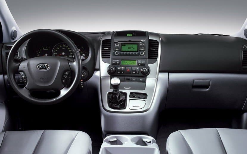 Kia Carnival II Минивэн, фото 4