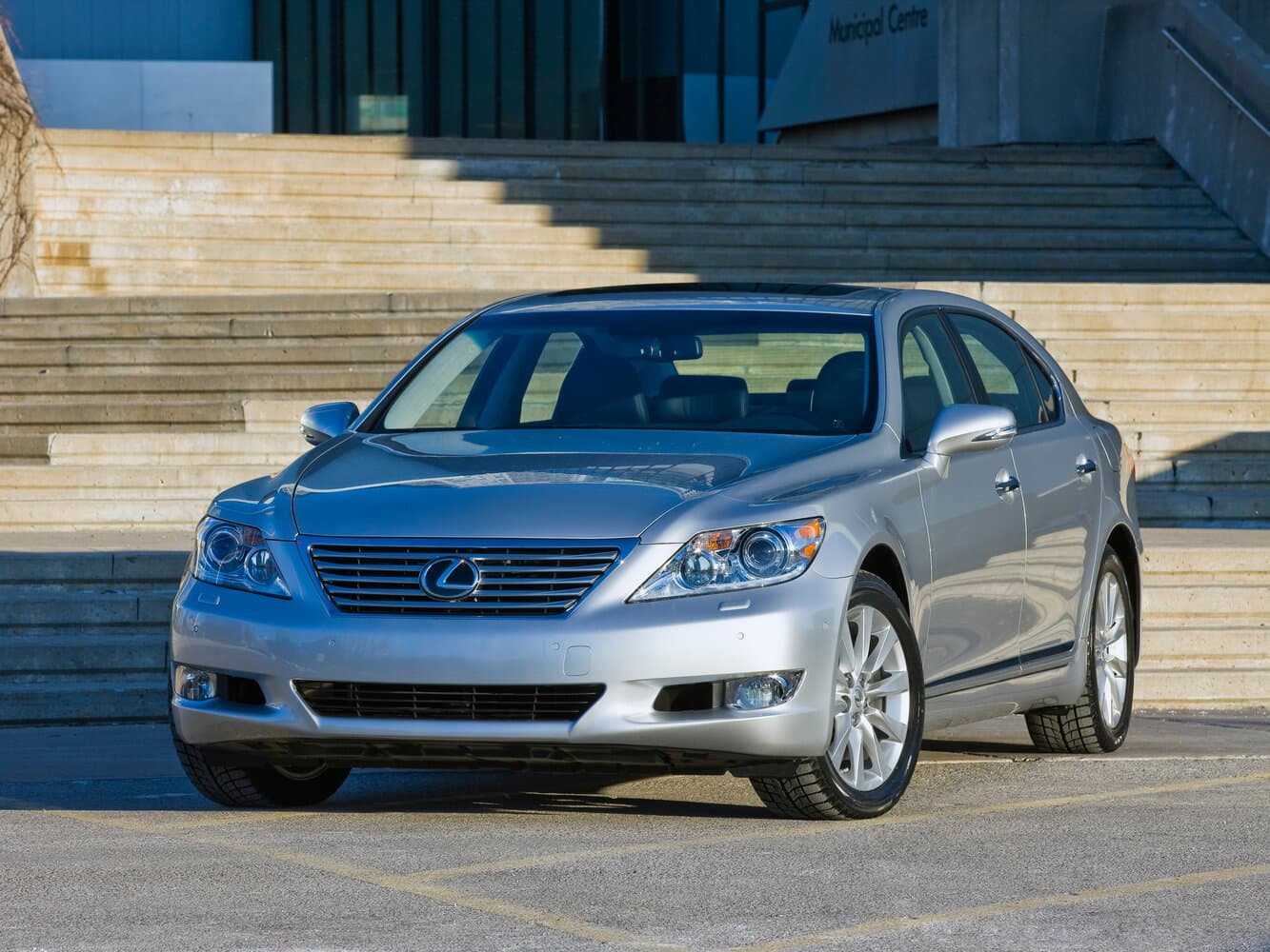 Lexus LS IV Рестайлинг Седан Long