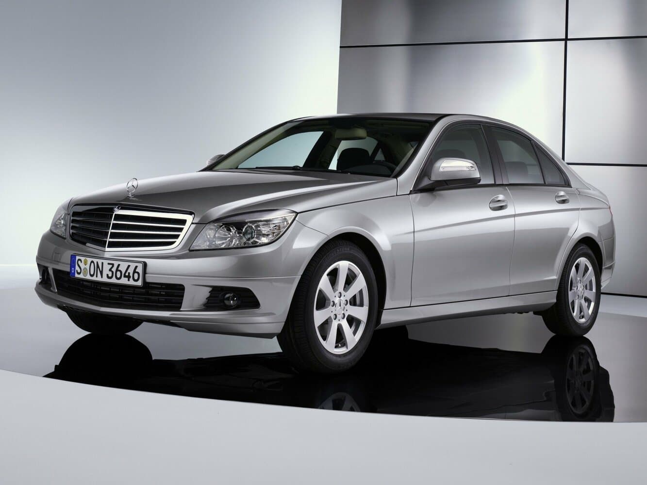 Mercedes-Benz C-Class III (W204)