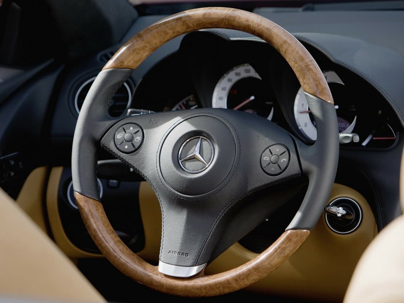 Mercedes-Benz SL-Class V (R230) Рестайлинг 2 Родстер, фото 10