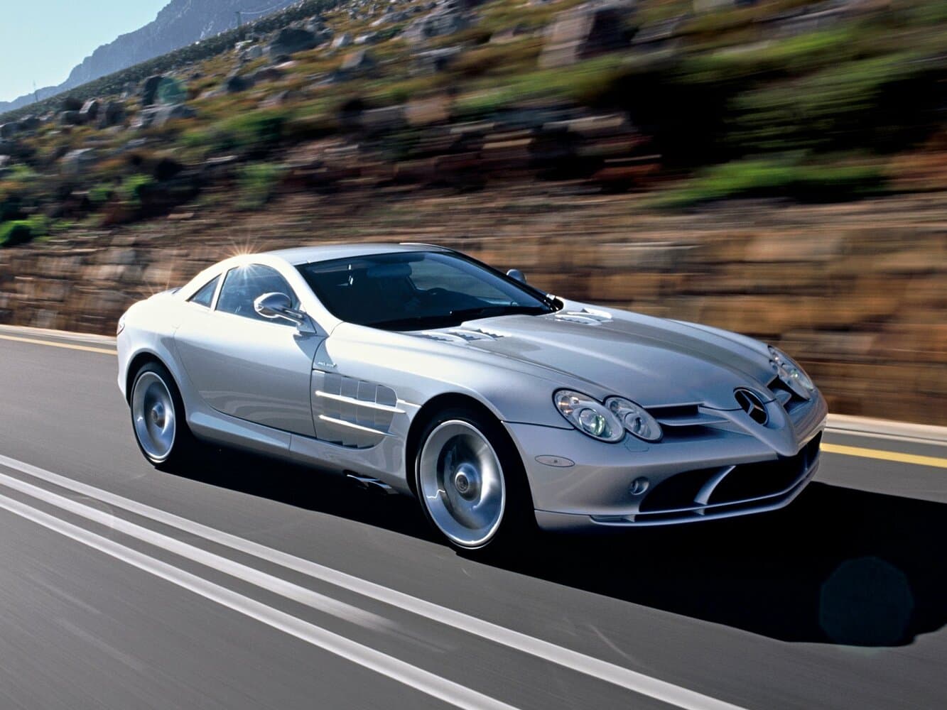Mercedes-Benz SLR McLaren 