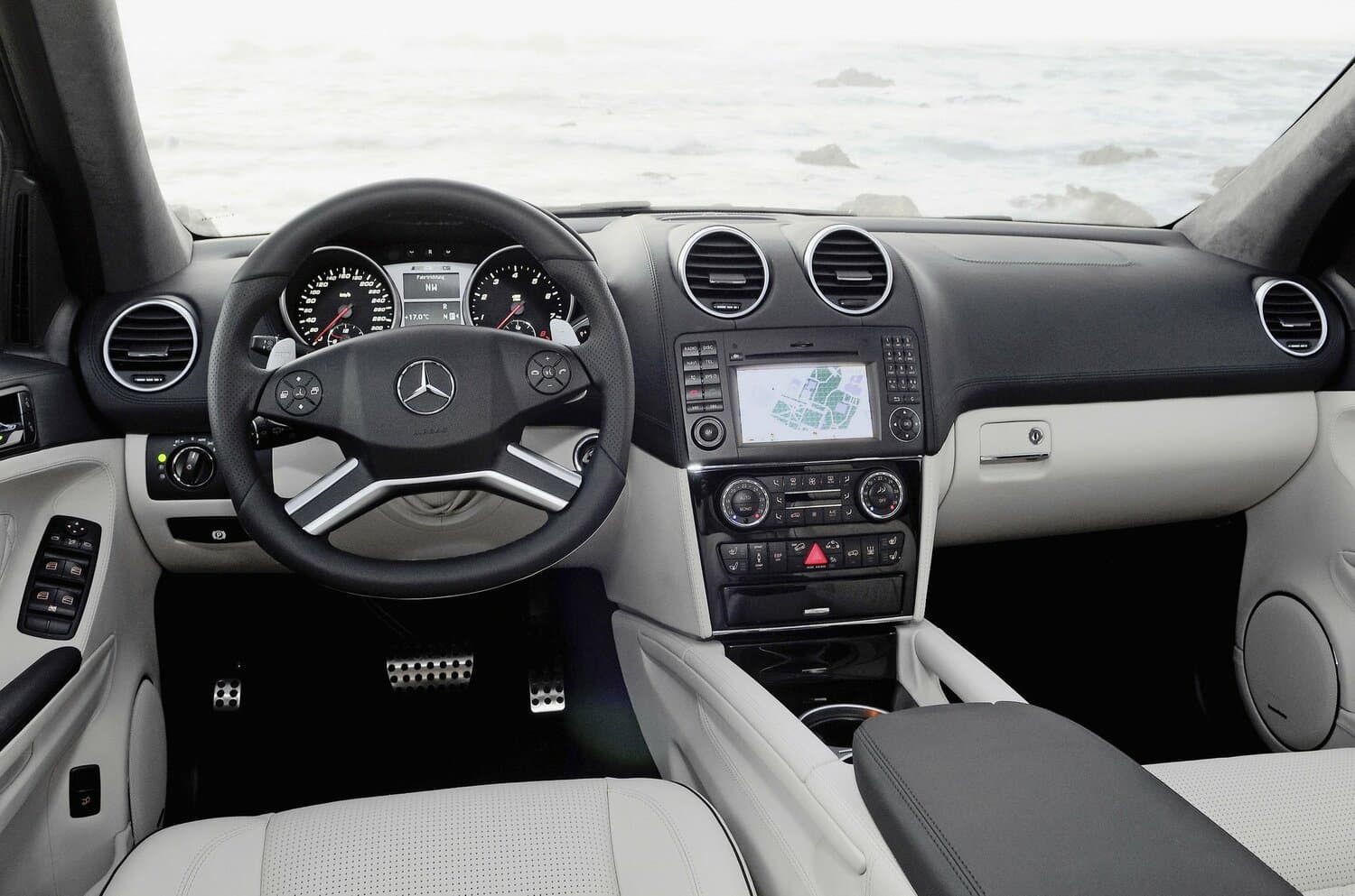 Mercedes-Benz M-Class AMG II (W164) Рестайлинг Внедорожник 5 дв., фото 6