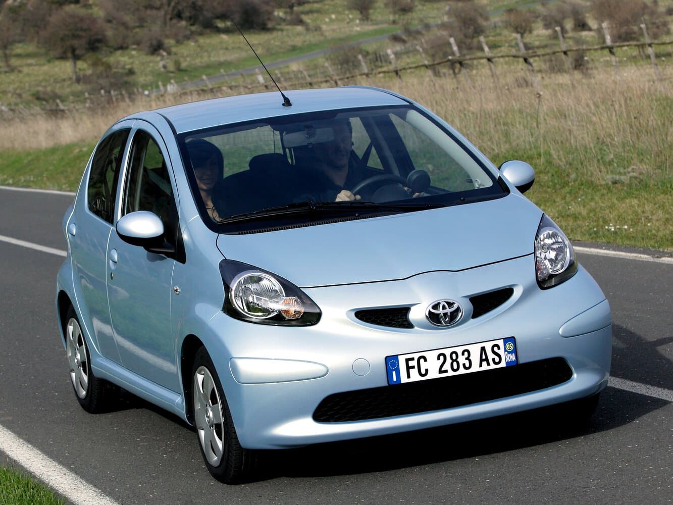 Toyota Aygo I Хэтчбек 5 дв., фото 3