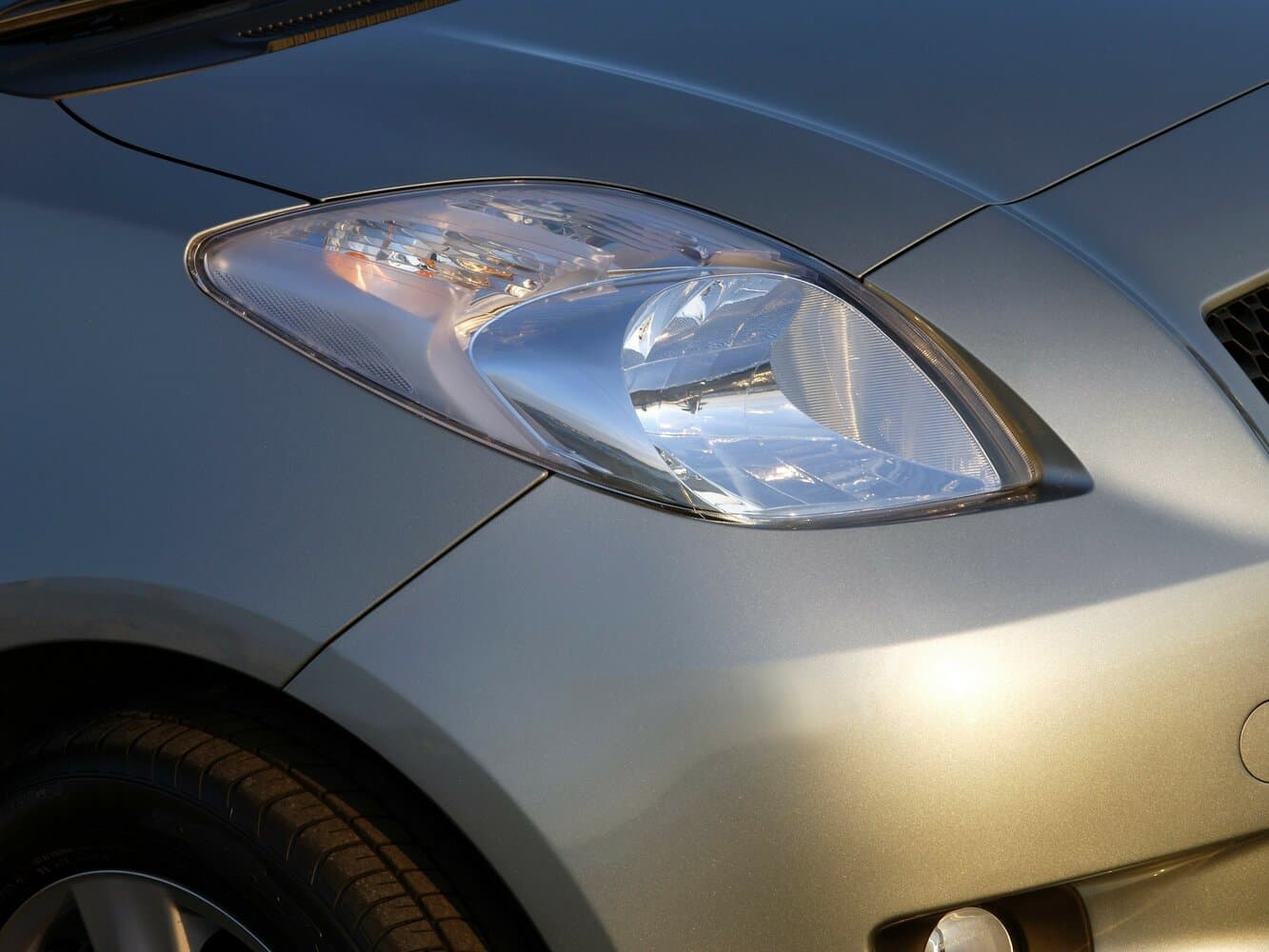 Toyota Yaris II Хэтчбек 5 дв., фото 11