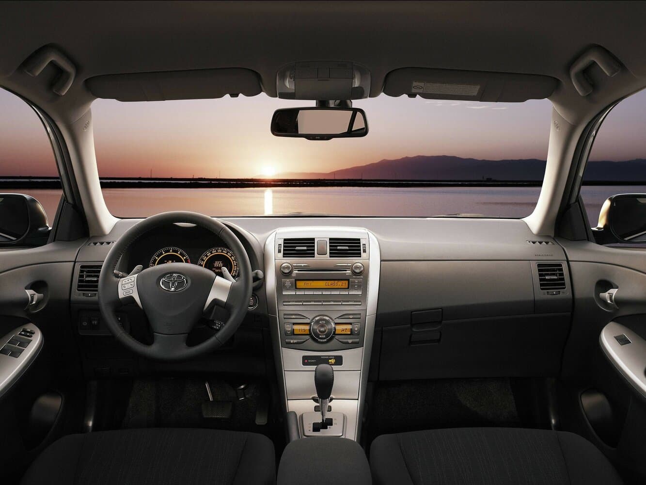 Toyota Corolla X (E140, E150) Седан, фото 6