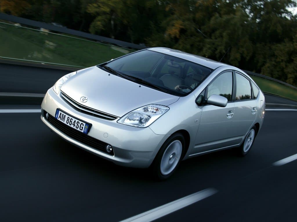 Toyota Prius II (XW20)