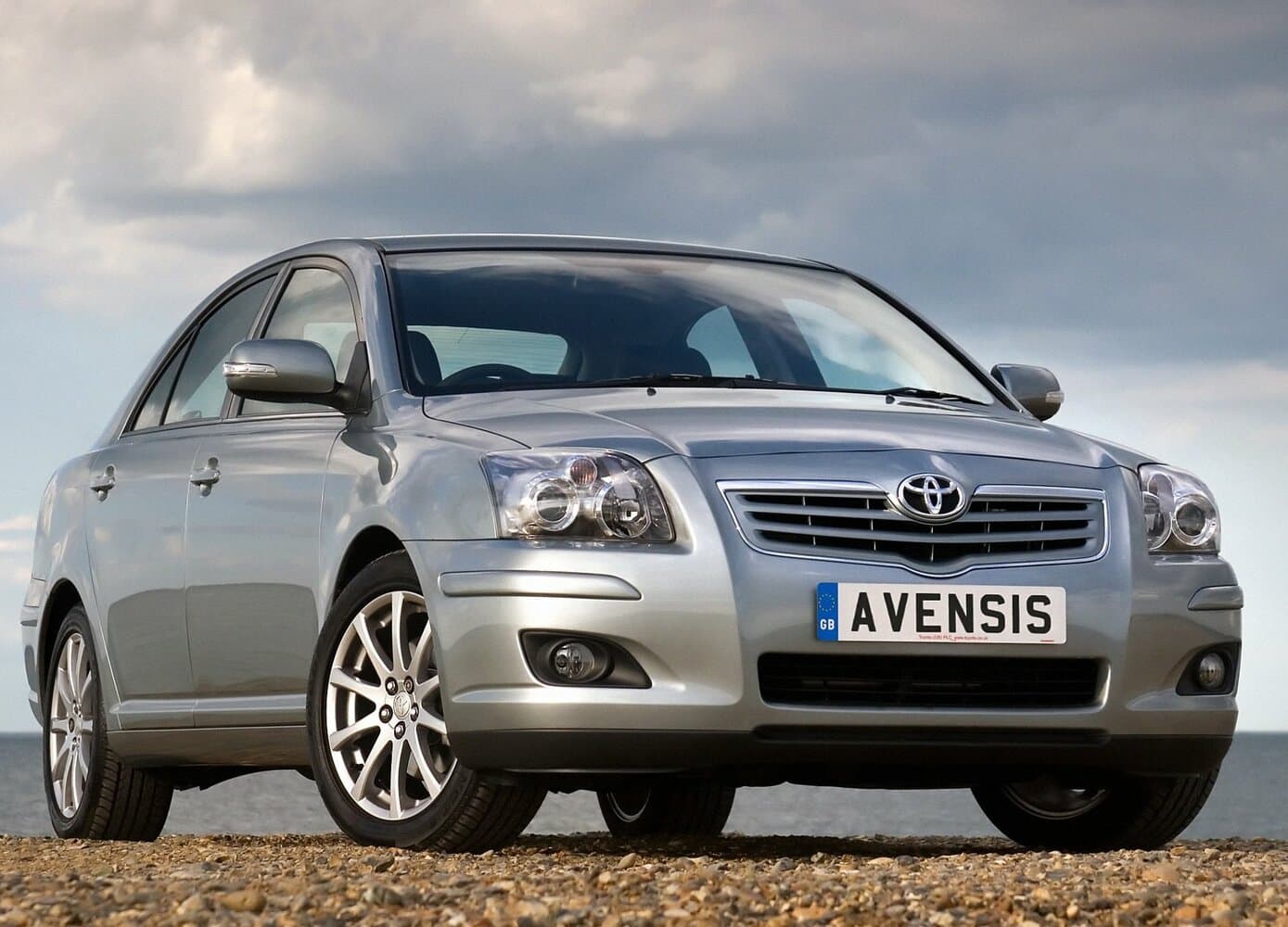 Toyota Avensis II Рестайлинг Лифтбек, фото 2