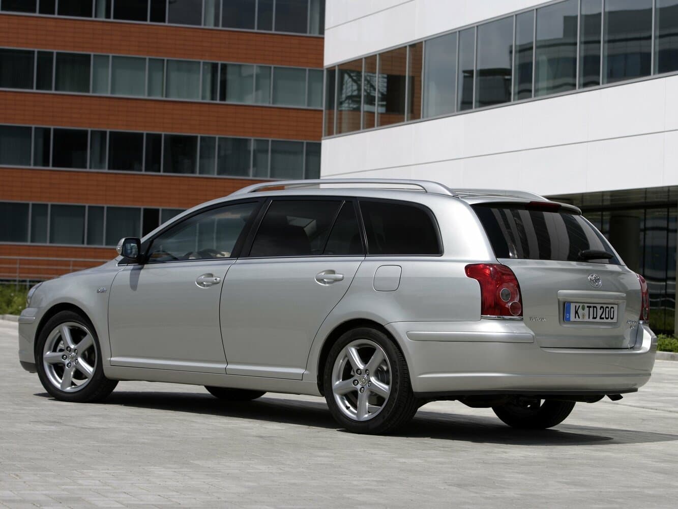 Toyota Avensis II Рестайлинг Универсал 5 дв., фото 5