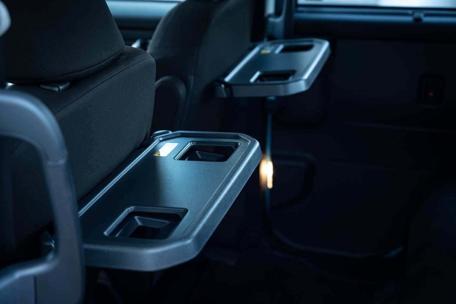 Toyota Roomy I Рестайлинг Микровэн, фото 11