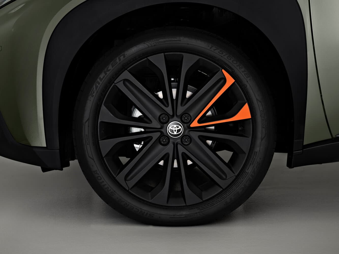 Toyota Aygo X  Хэтчбек 5 дв., фото 17