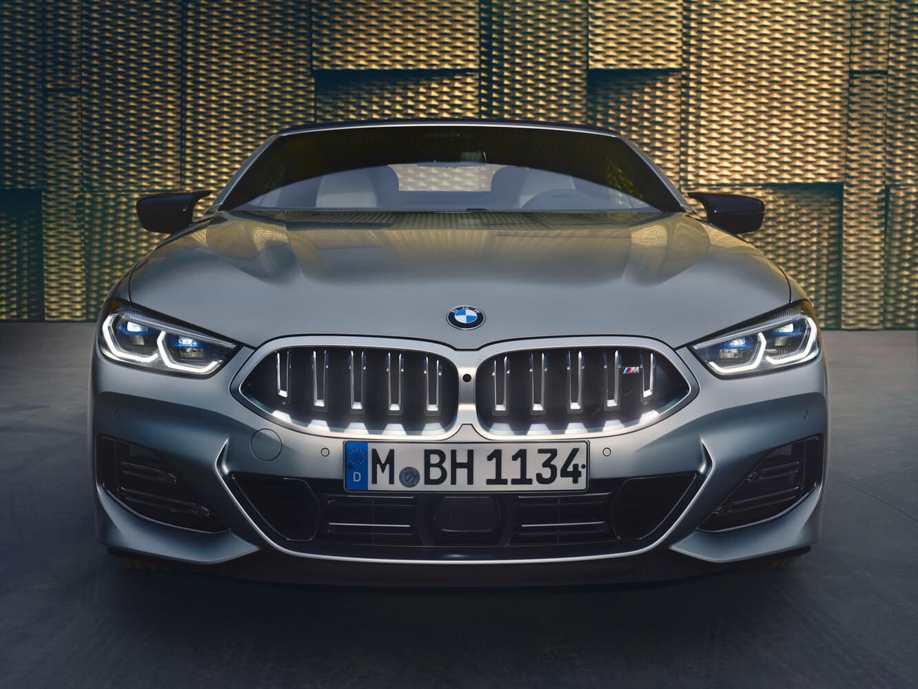BMW 8 series II (G14/G15/G16) Рестайлинг Кабриолет, фото 3