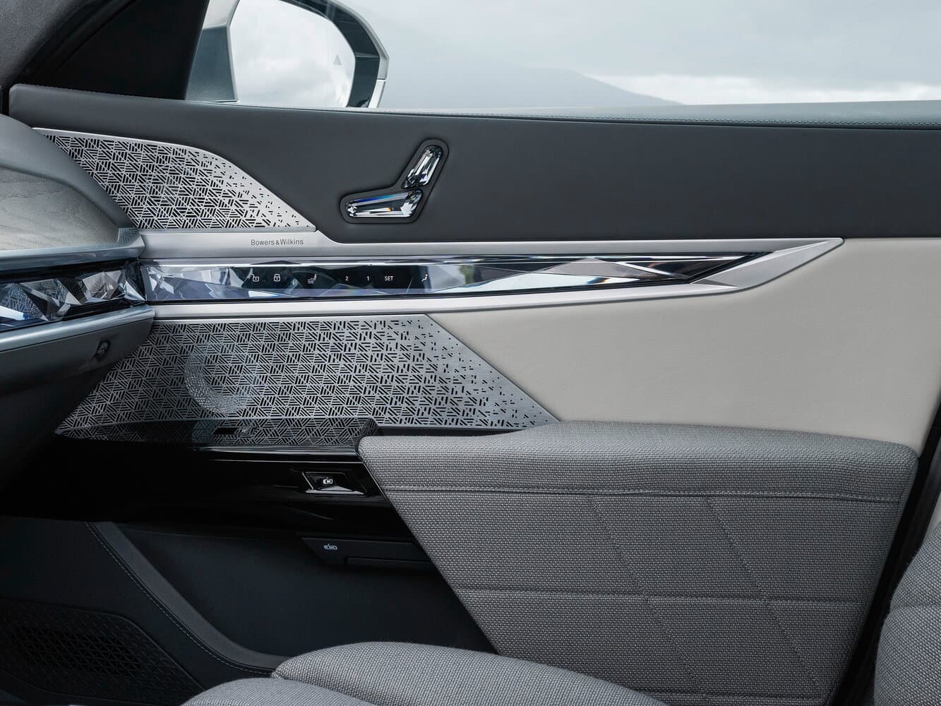 BMW i7  Седан, фото 7