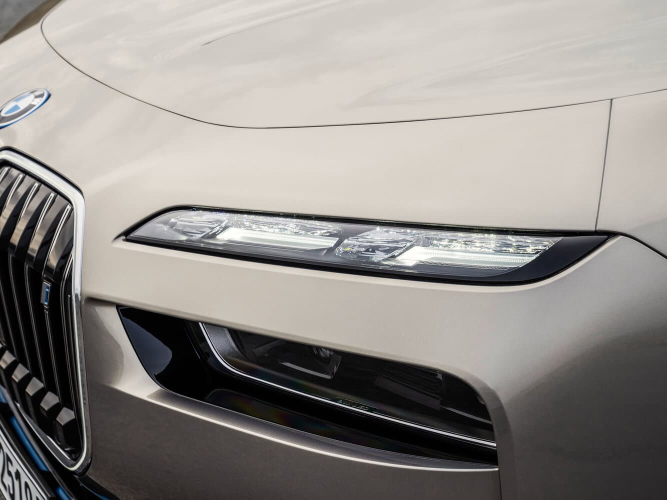BMW i7  Седан, фото 11