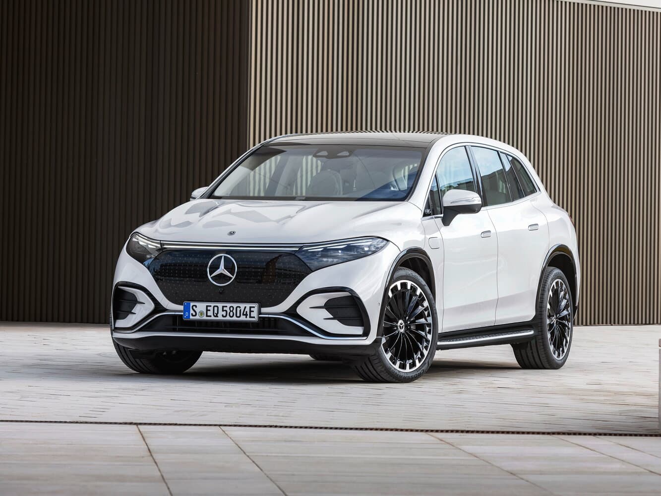 Mercedes-Benz EQS SUV