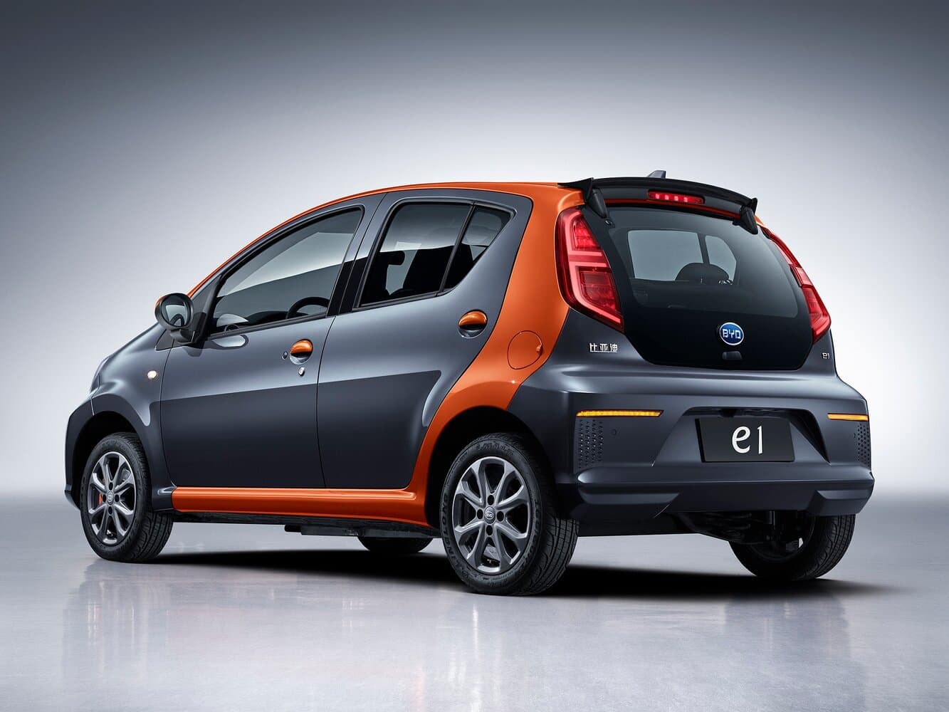 BYD E1  Хэтчбек 5 дв., фото 5