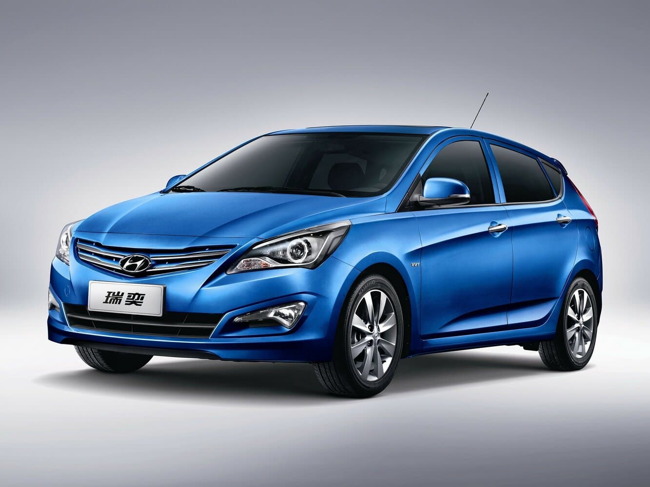 Hyundai Verna III Рестайлинг Хэтчбек 5 дв.