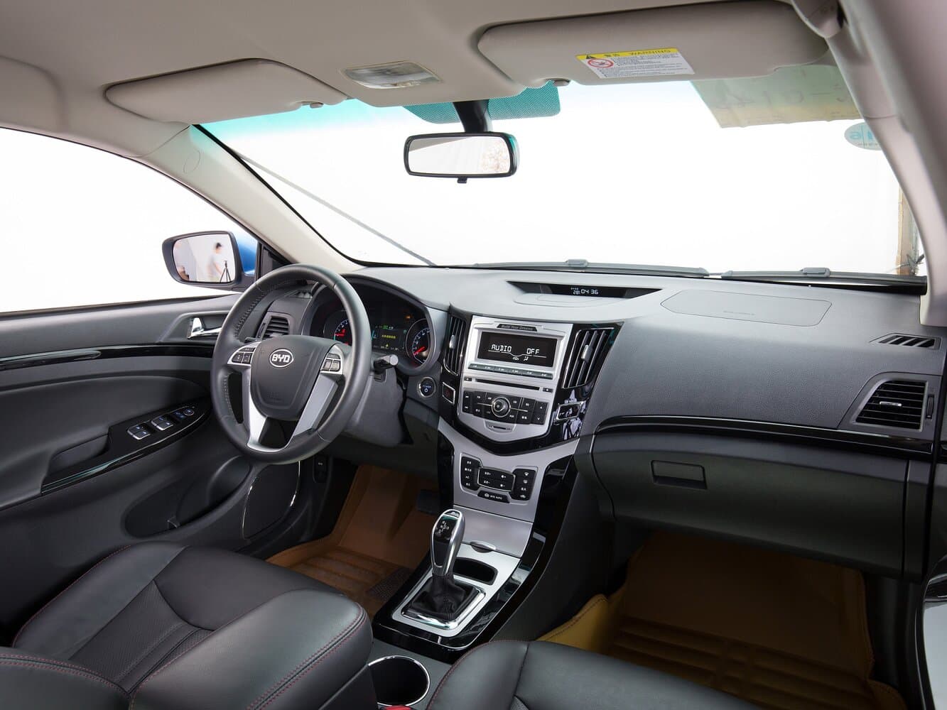 BYD E5  Седан, фото 6