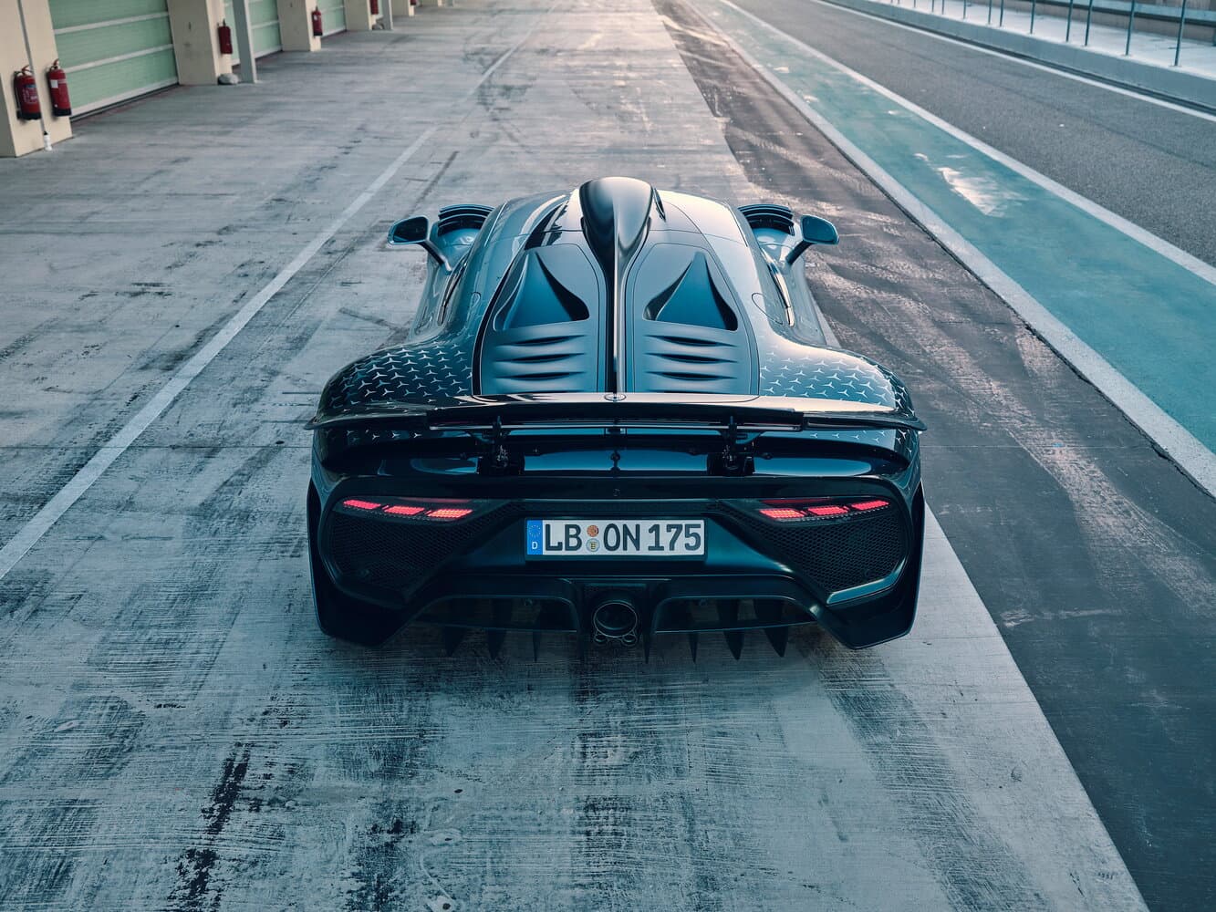 Mercedes-Benz AMG ONE  Купе, фото 4