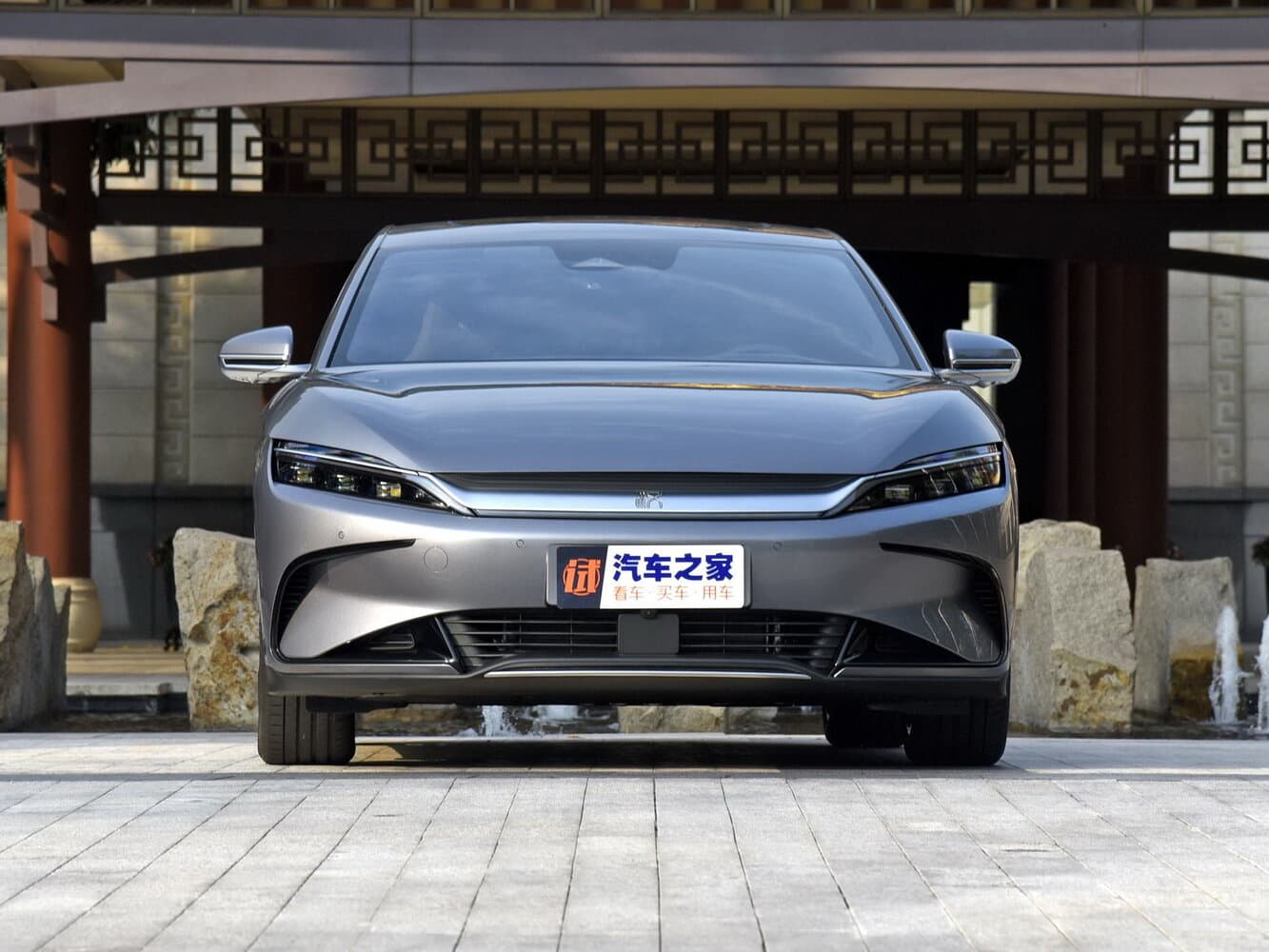 BYD Han I Рестайлинг Седан EV, фото 3