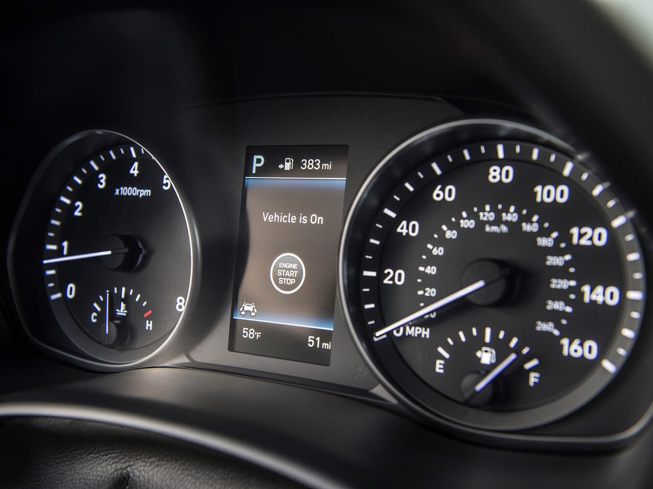 Hyundai Elantra VI (AD) Хэтчбек 5 дв. GT, фото 6