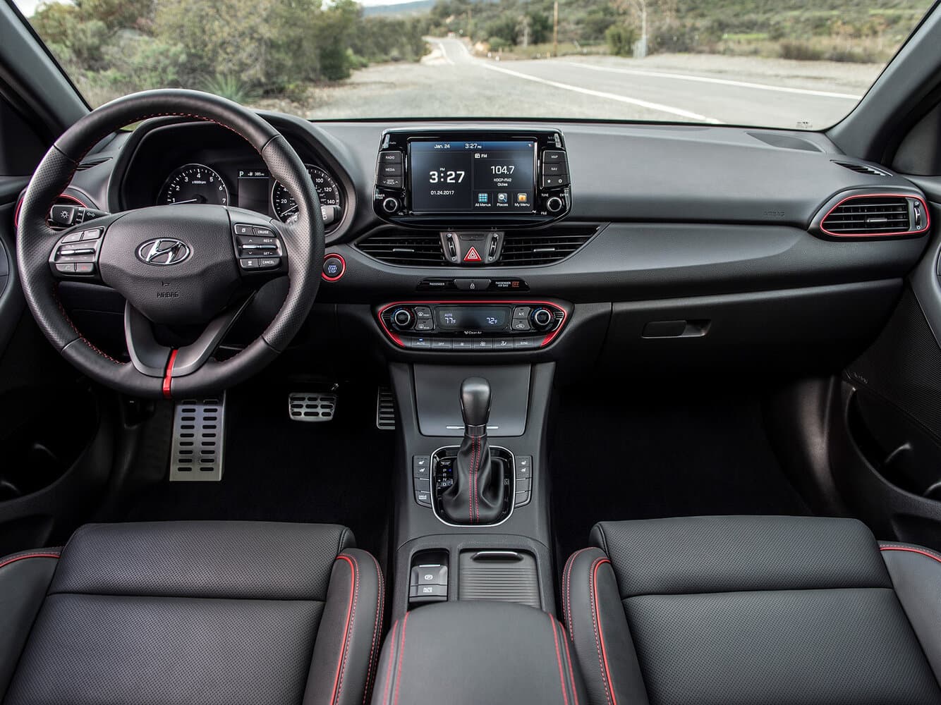 Hyundai Elantra VI (AD) Хэтчбек 5 дв. GT, фото 5