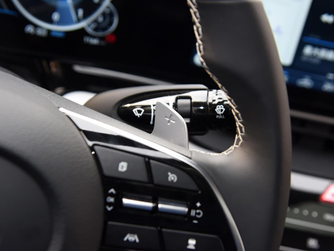 Hyundai Mistra II (DU2) Седан, фото 16