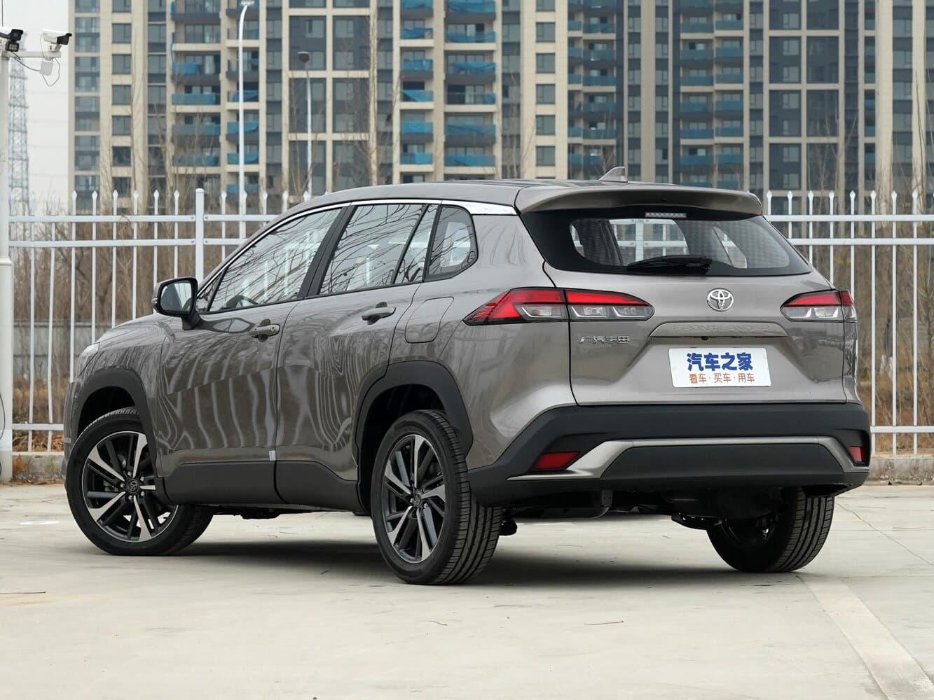 Toyota Frontlander Внедорожник 5 дв., фото 4