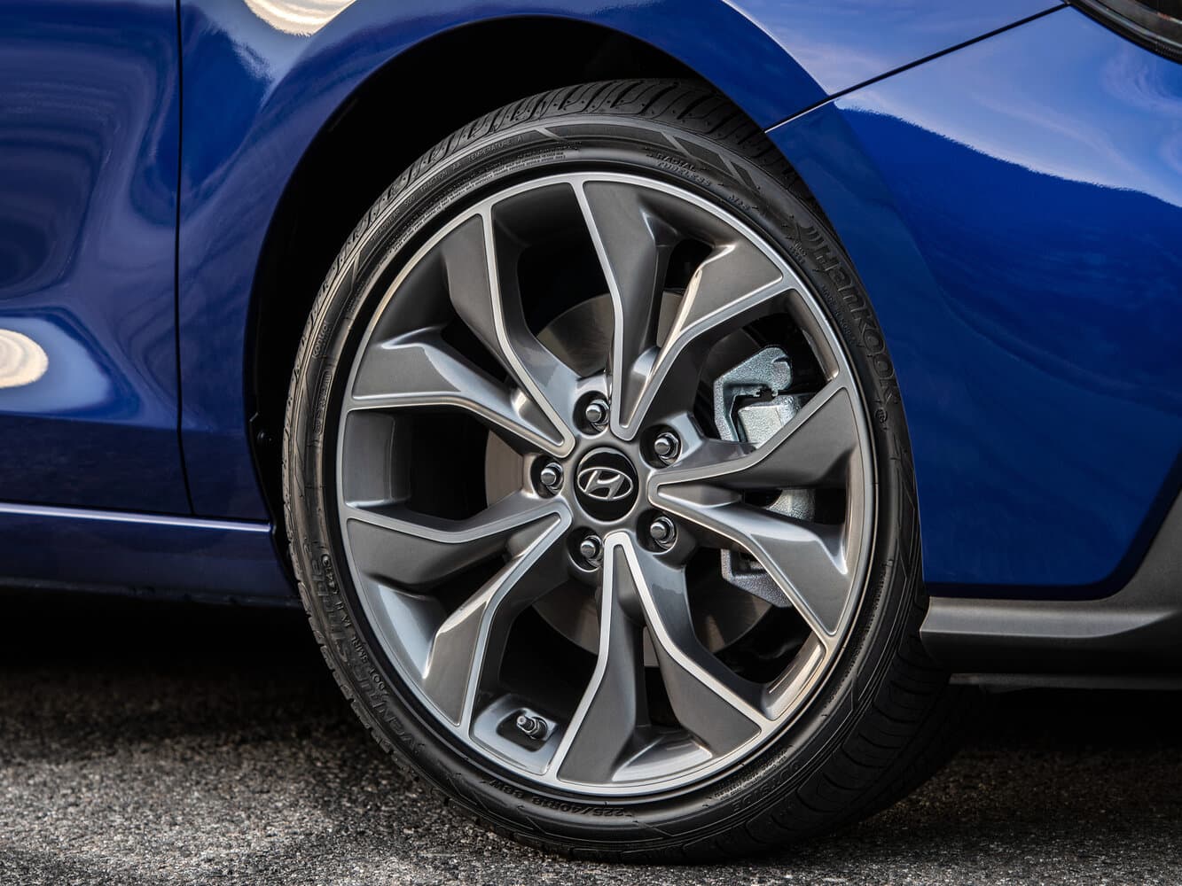 Hyundai Elantra VI (AD) Рестайлинг Хэтчбек 5 дв. GT, фото 13