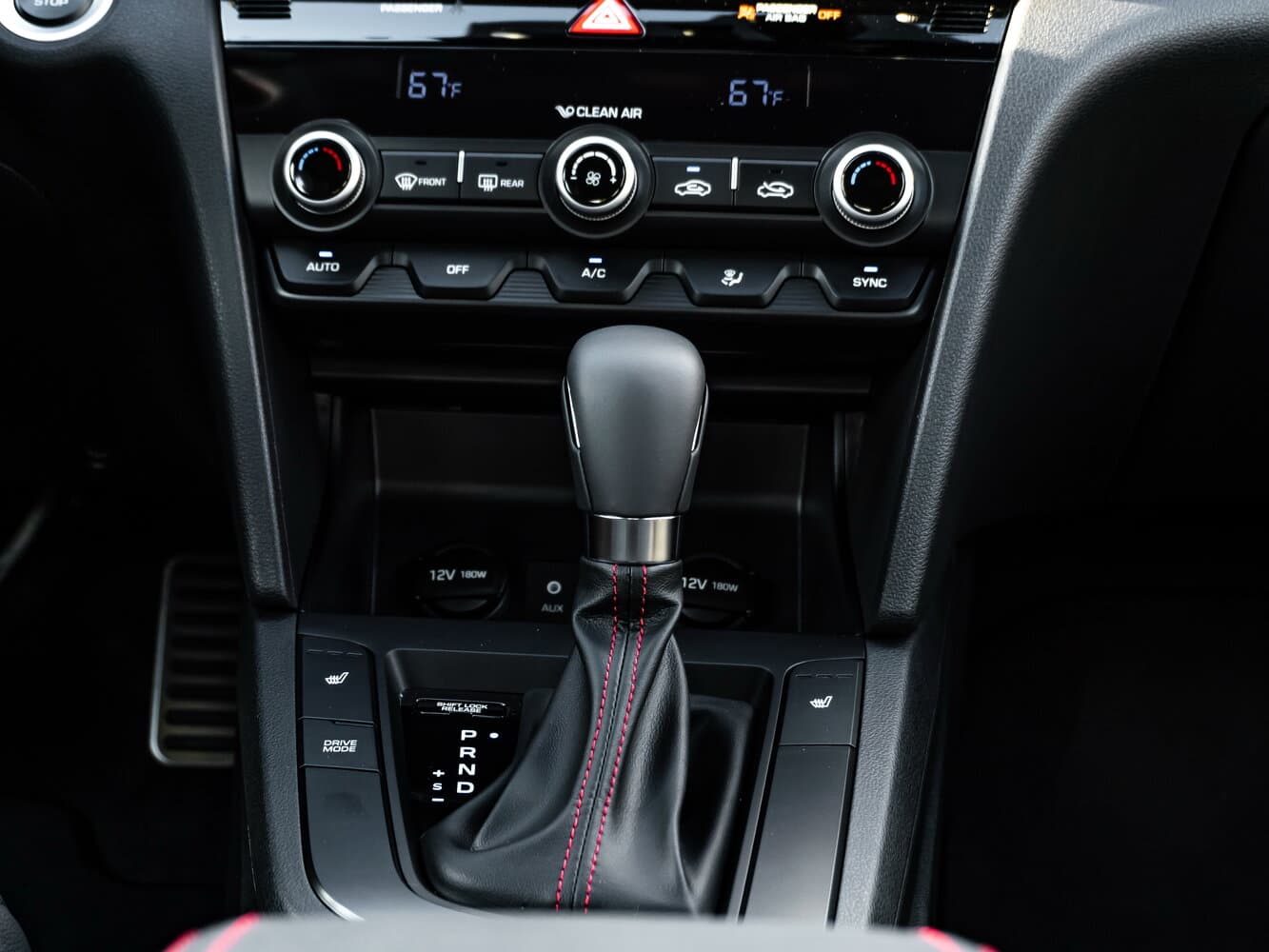 Hyundai Avante VI Рестайлинг Седан, фото 6
