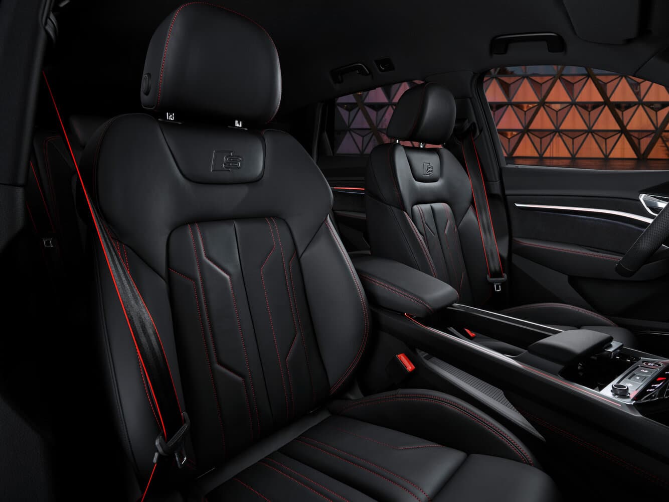 Audi, Q8 e-tron, 2026, фото 15