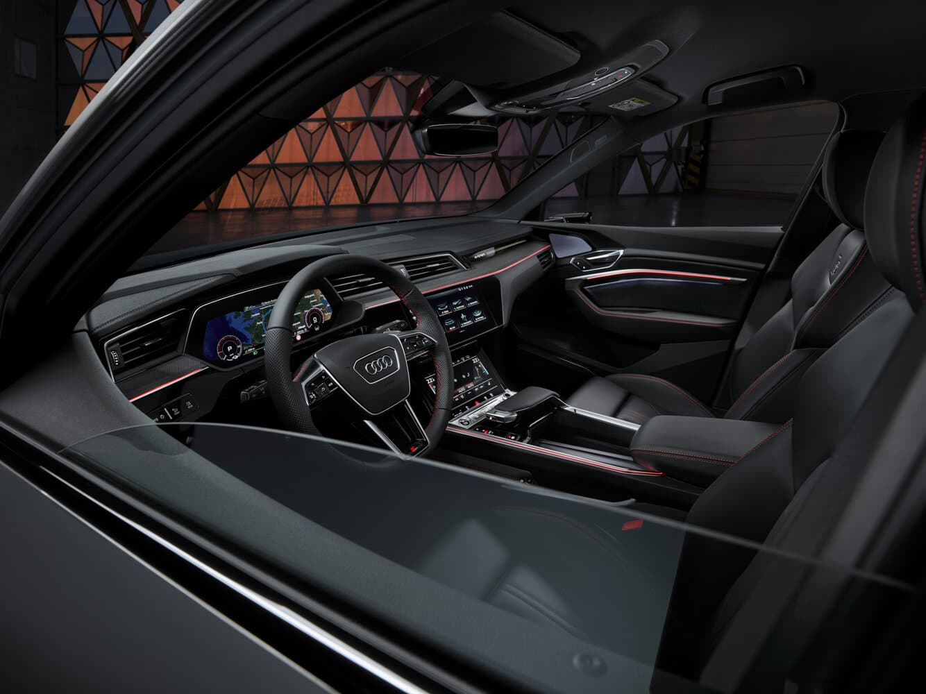 Audi, Q8 Sportback e-tron, 2022, фото 3