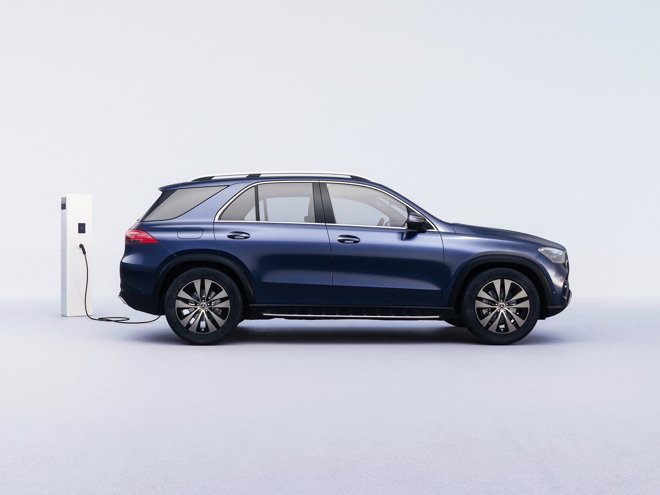 Mercedes-Benz GLE II (V167) Рестайлинг Внедорожник 5 дв., фото 2