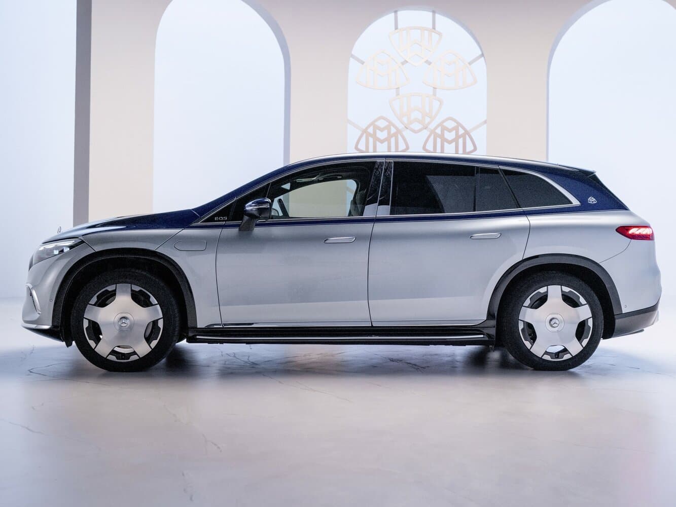 Mercedes-Benz Maybach EQS SUV  Внедорожник 5 дв., фото 2