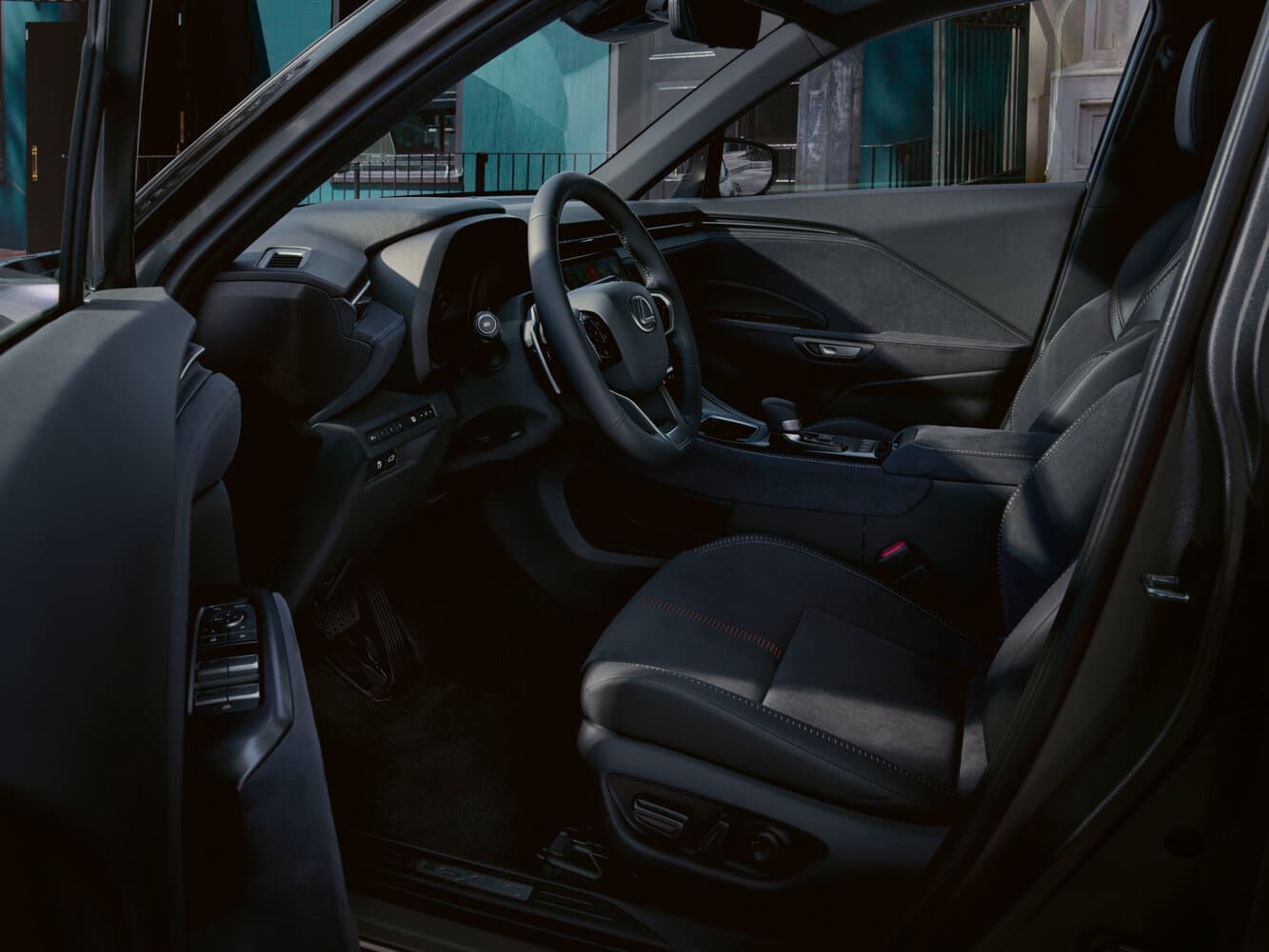 Lexus LBX  Внедорожник 5 дв., фото 11