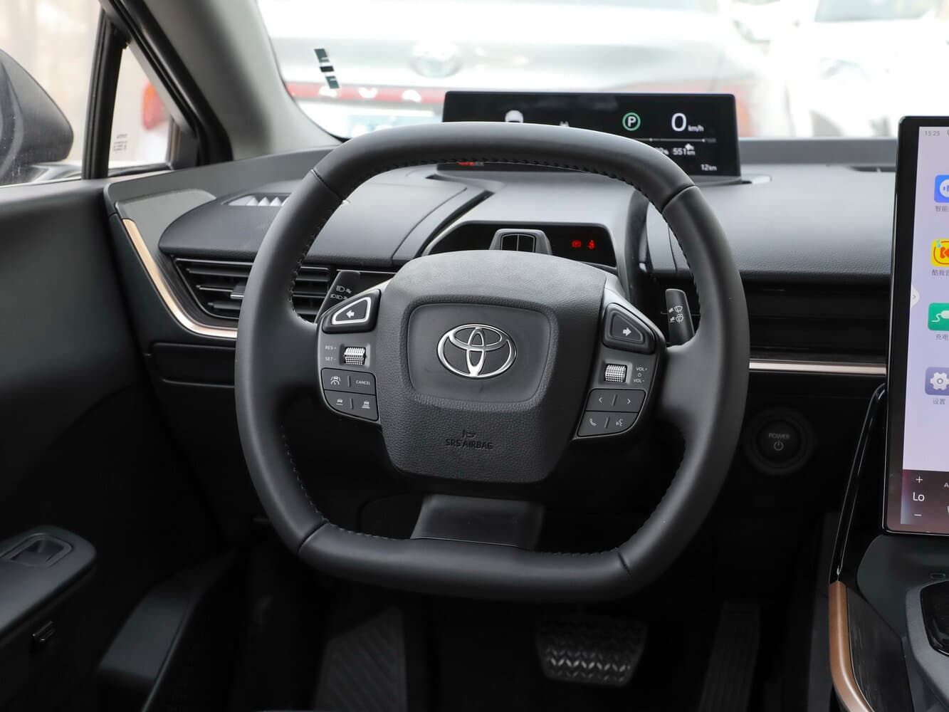 Toyota bZ3  Седан, фото 9