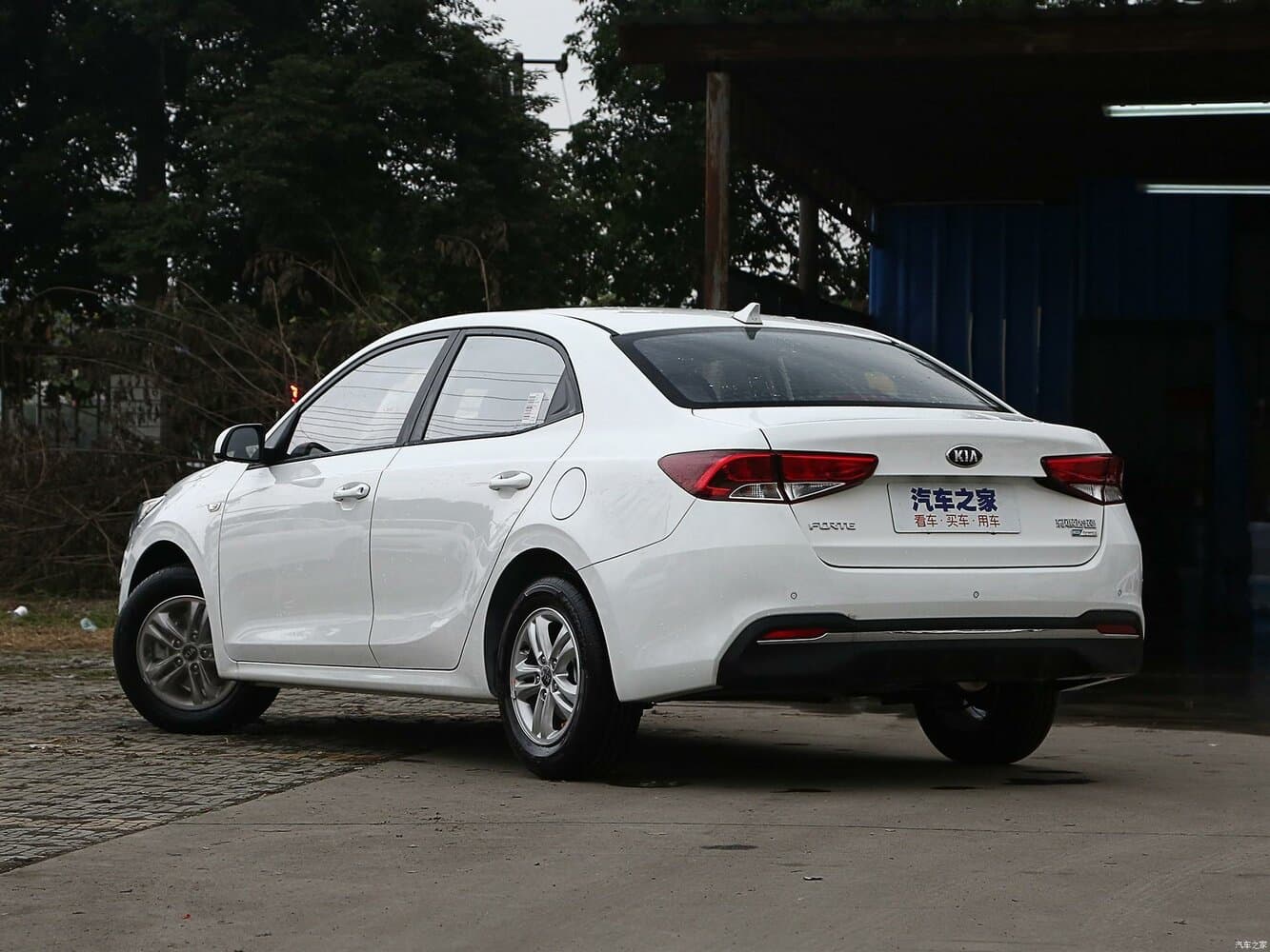 Kia Forte (China Market) I Седан, фото 5