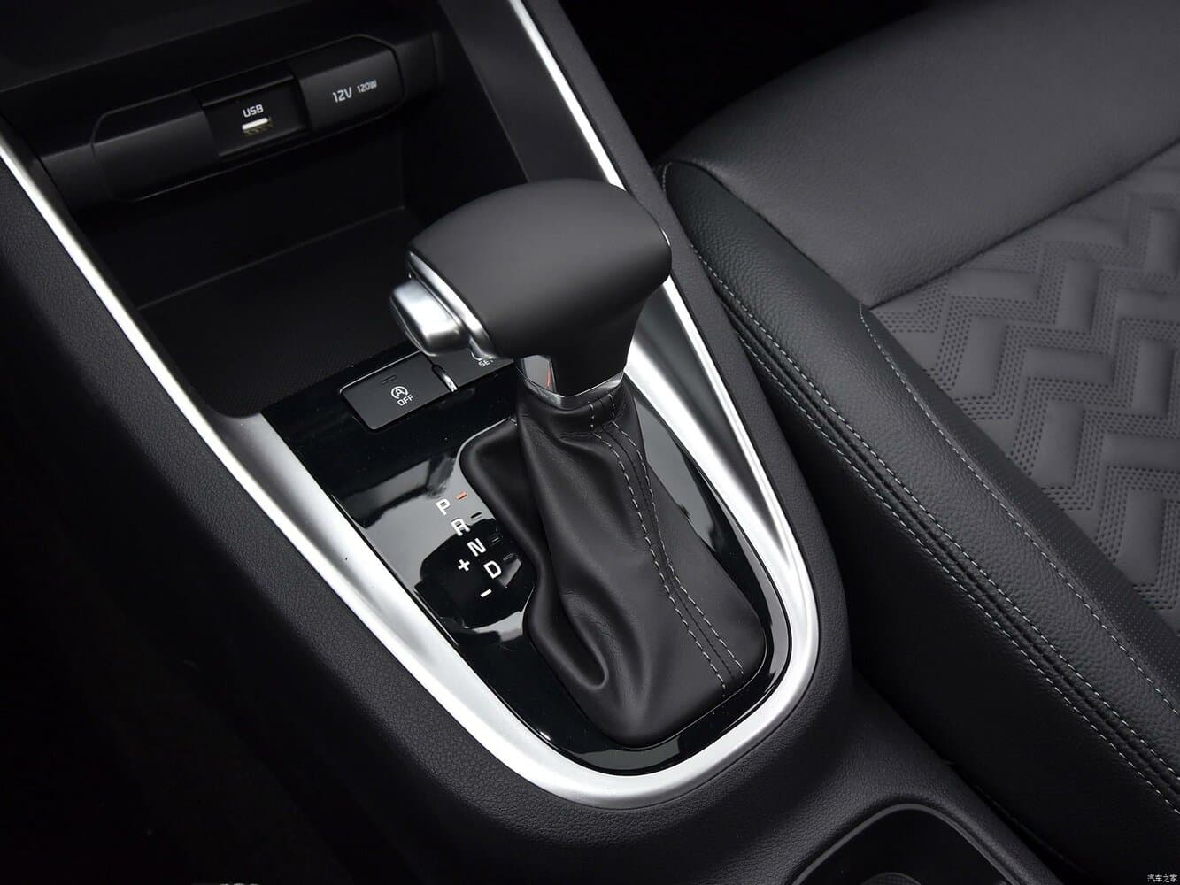Kia Forte (China Market) I Седан, фото 10