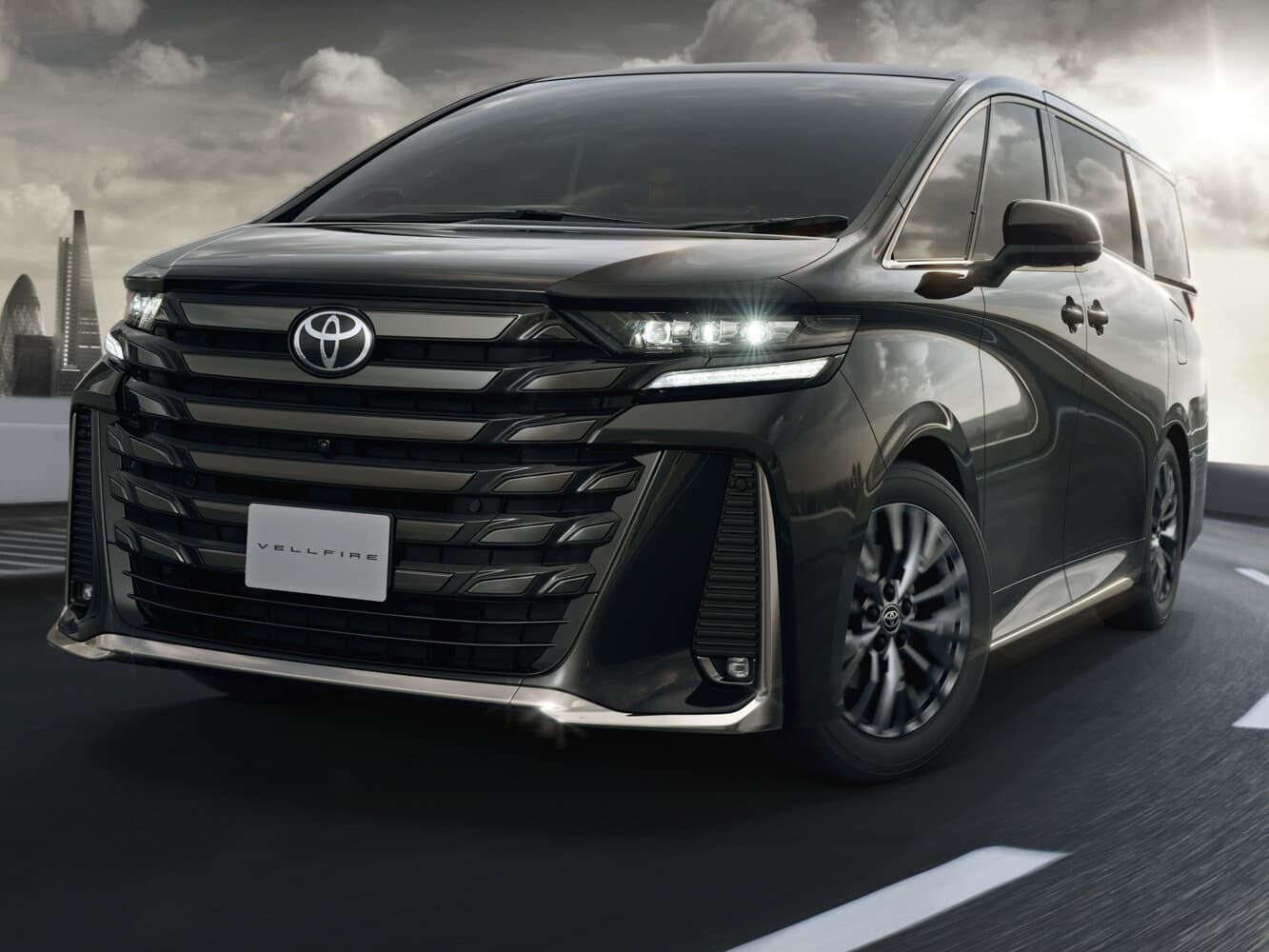 Toyota Vellfire III Минивэн, фото 2