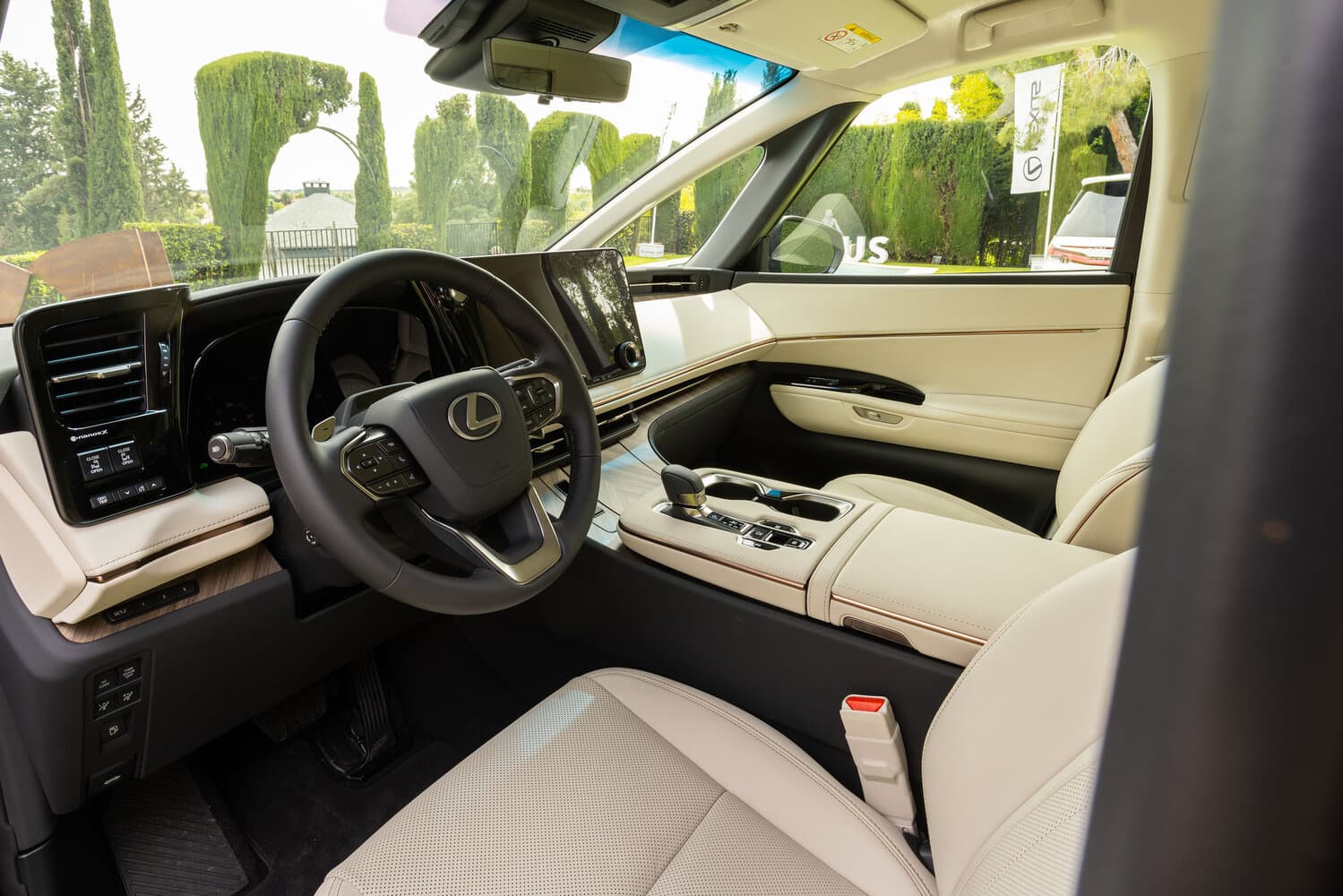 Lexus, LM, II, 2025, фото 6