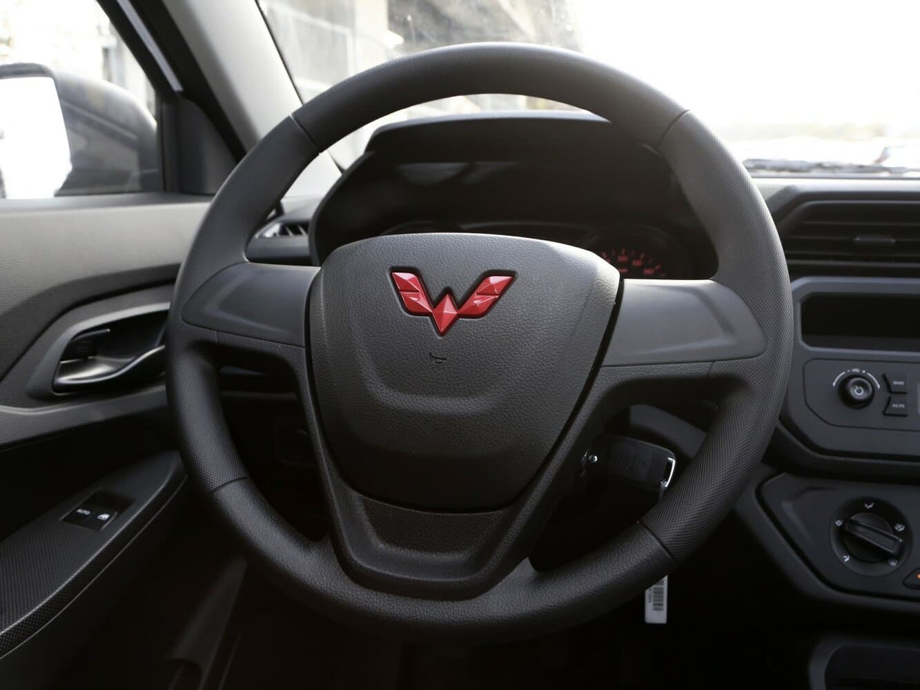 Wuling Hongguang S  Компактвэн, фото 8