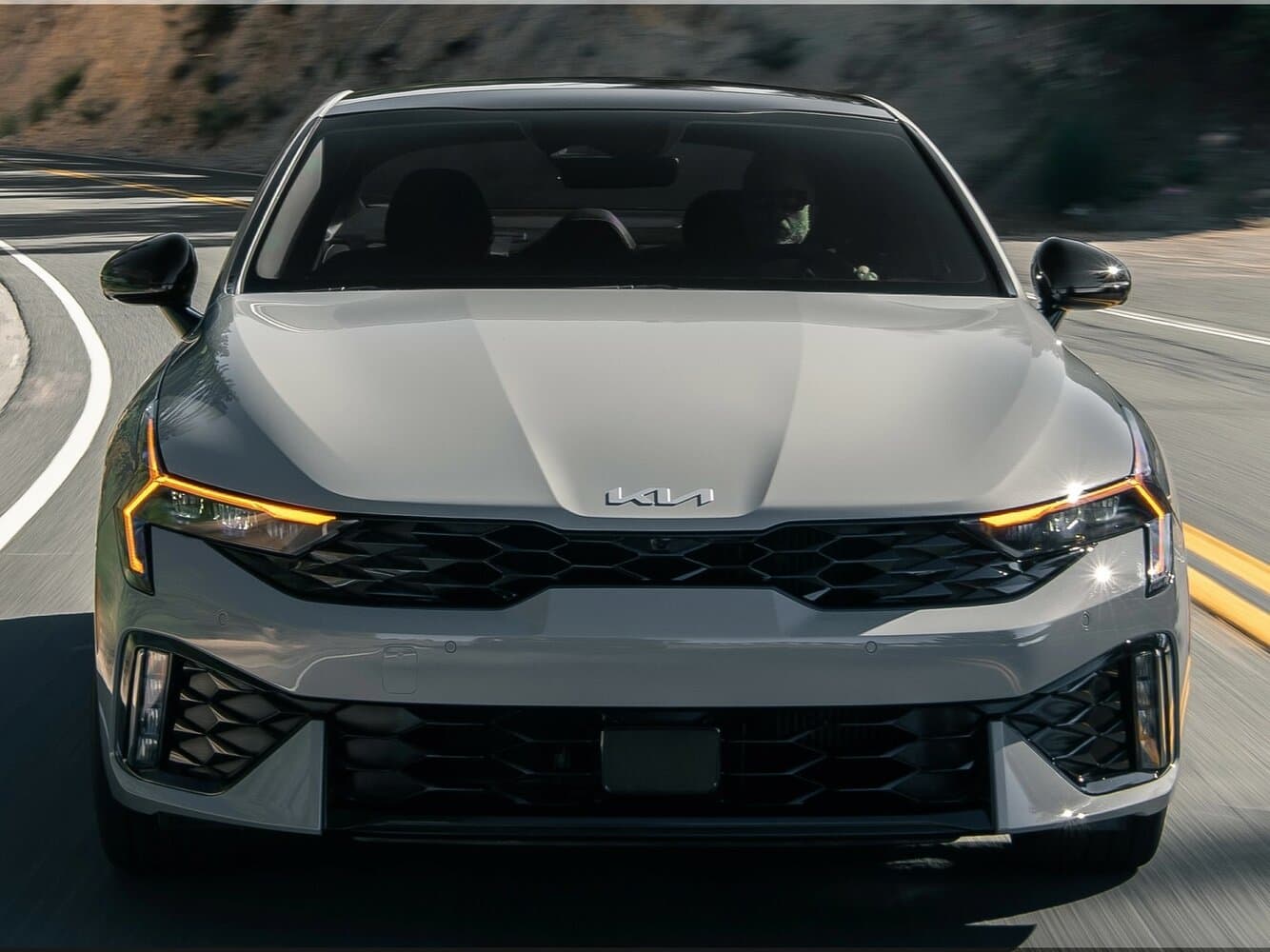 Kia K5 III Рестайлинг Седан, фото 2