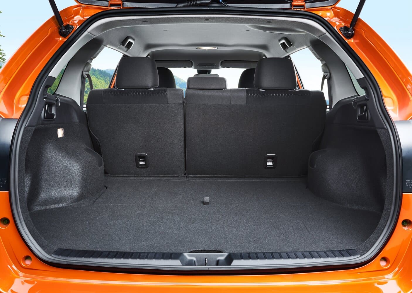 Toyota Corolla XI (E160, E170) Рестайлинг 2 Универсал 5 дв. Fielder, фото 6