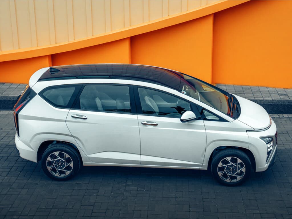 Hyundai Stargazer  Компактвэн, фото 2