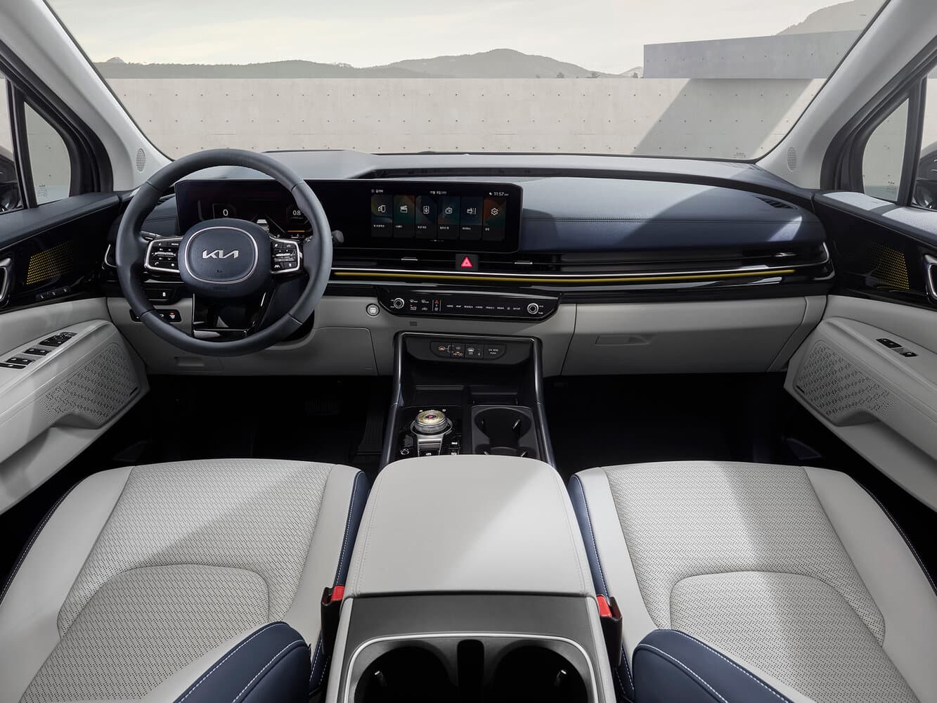 Kia Carnival IV Рестайлинг Минивэн, фото 4