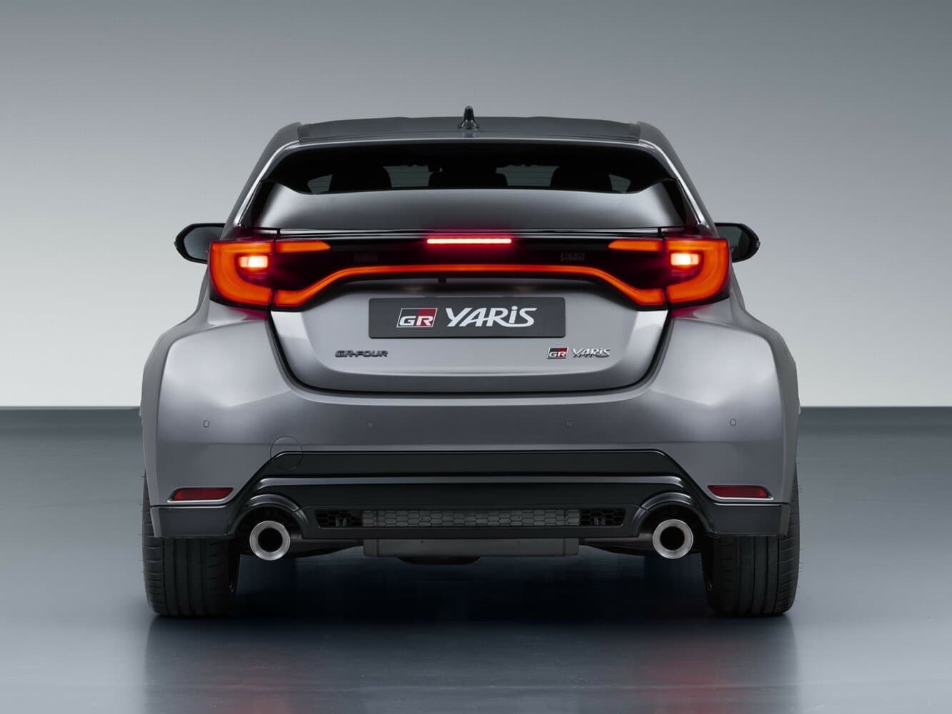 Toyota Yaris IV Рестайлинг Хэтчбек 3 дв. GR, фото 4
